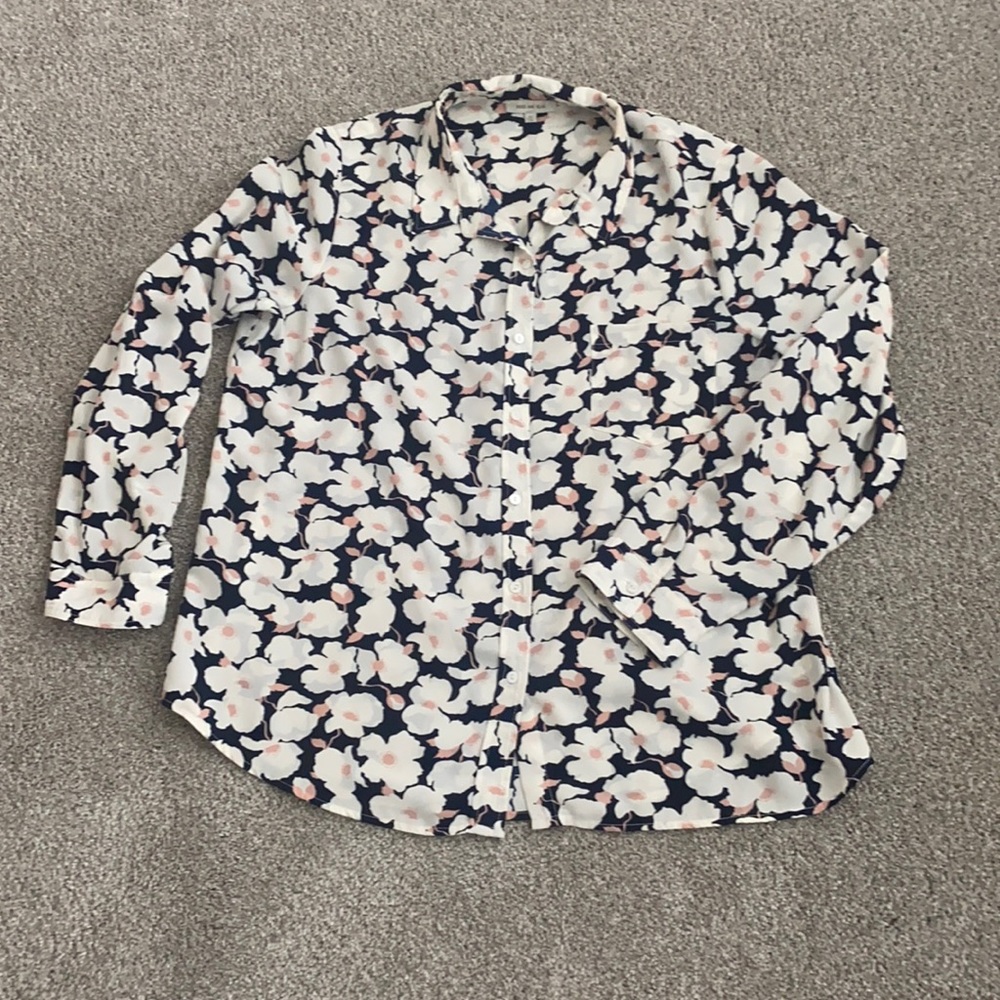 Skies are Blue floral print blouse. Cream/navy/blush (pink) XL